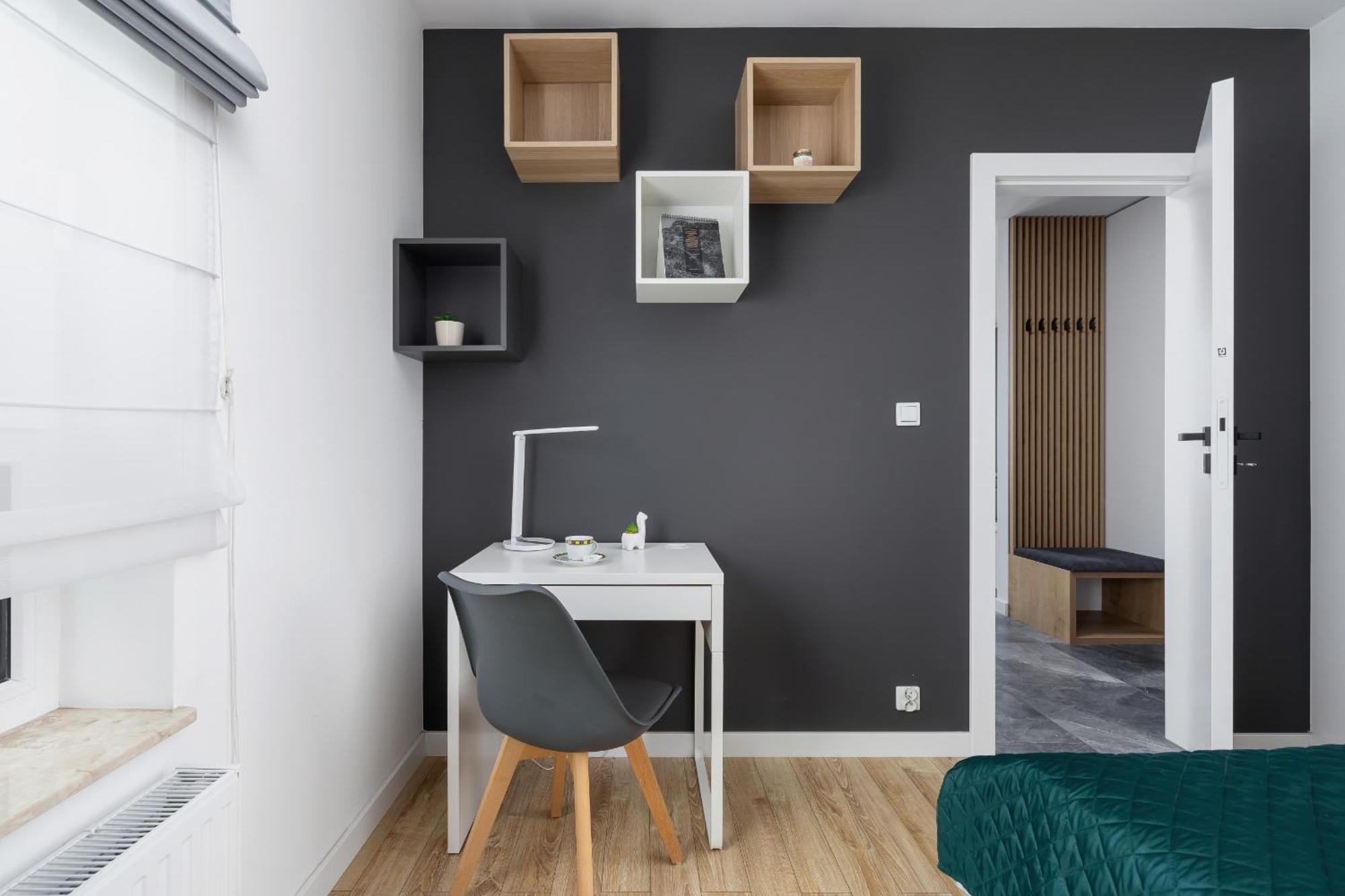 Elegant Apartment In Cracow With Balcony, Parking And Desk By Noclegi Renters Krakow Exterior photo