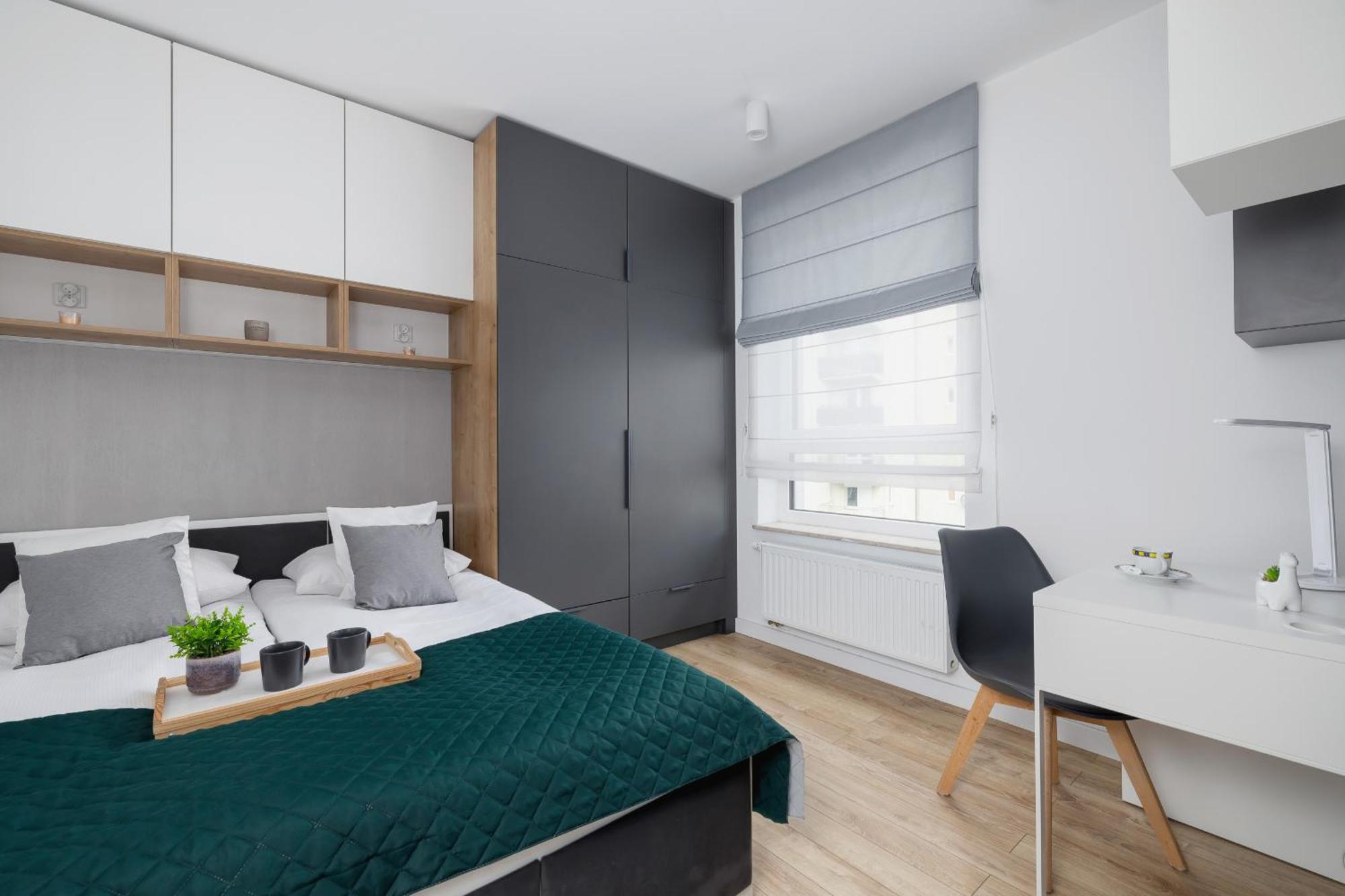 Elegant Apartment In Cracow With Balcony, Parking And Desk By Noclegi Renters Krakow Exterior photo